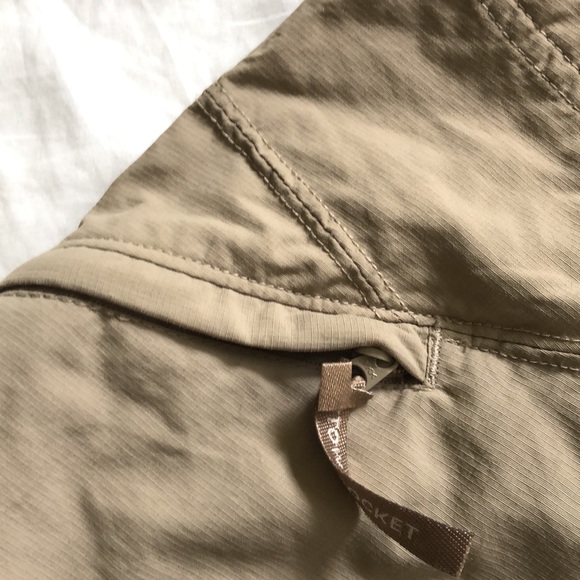 Khaki shorts - Picture 3 of 5